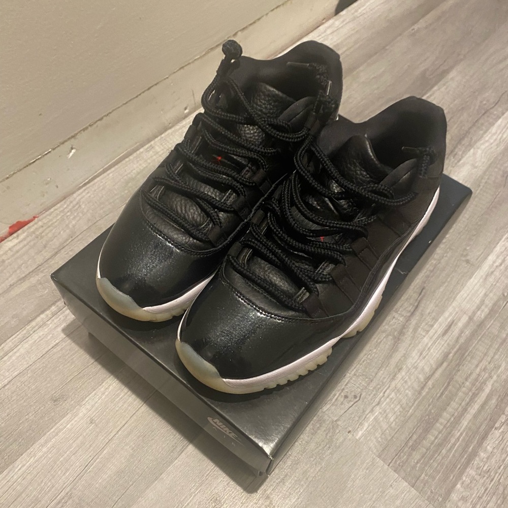 Air Jordan 11 Retro Low 72-10